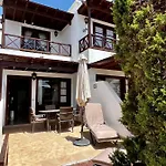 Cozy Marina, Iris Fase 1, Wifi * 플라야블랑카